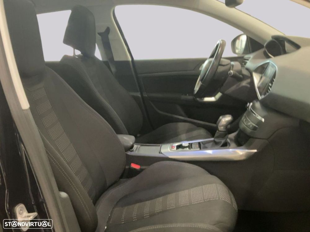 Peugeot 308 SW - 8