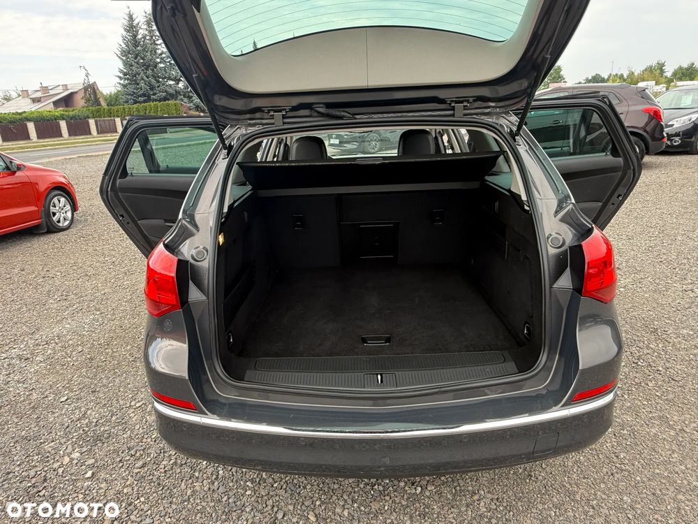 Opel Astra 1.4 T Cosmo S&S EU6 - 31