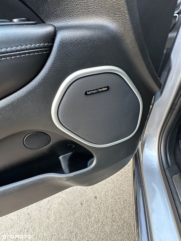 Jeep Grand Cherokee 5.7 V8 HEMI Summit - 14