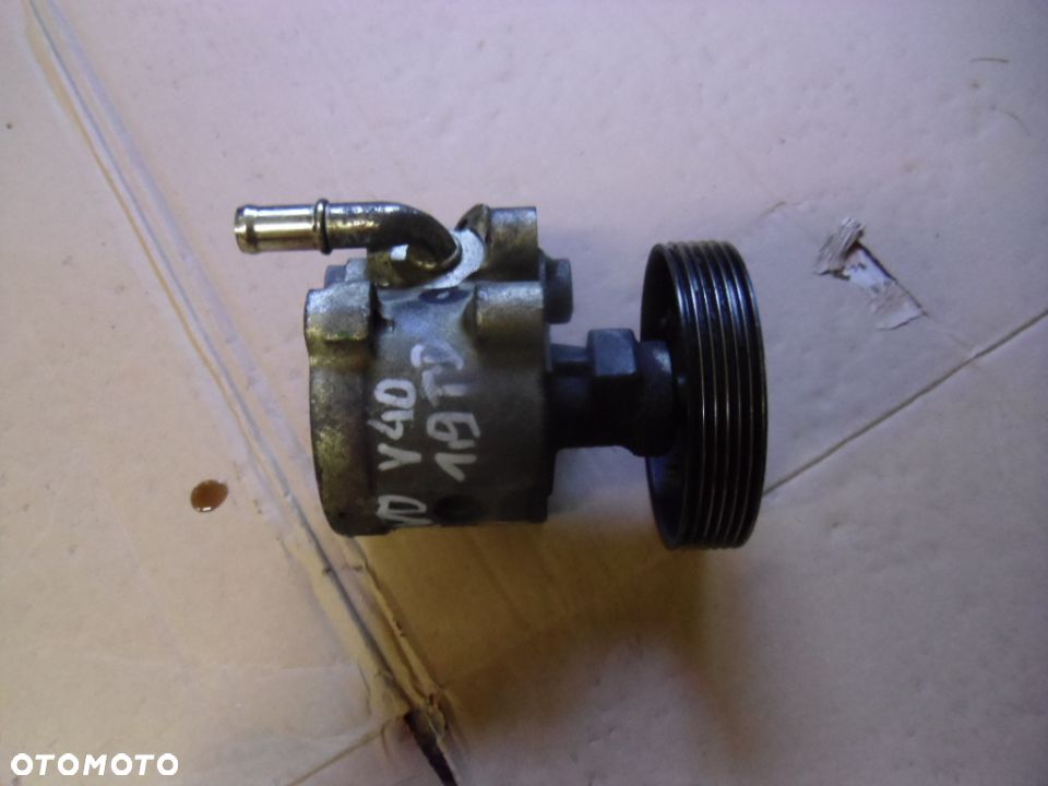 POMPA WSPOMAGANIA VOLVO V40 S40 CARISMA 1.9 TD - 1