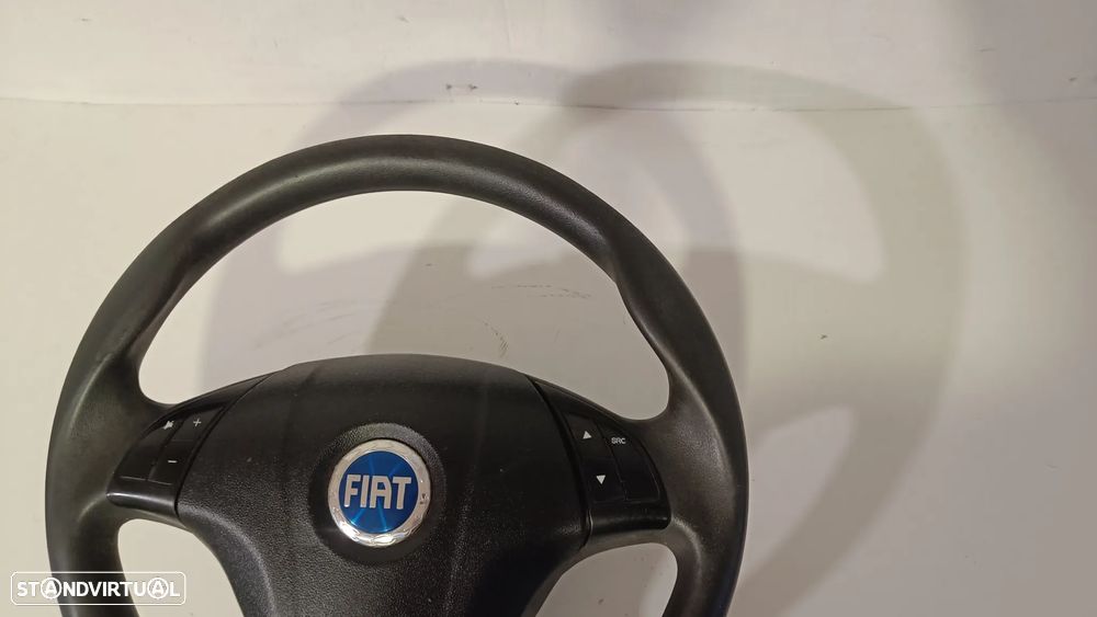 Volante Fiat grande Punto 2006 - 3