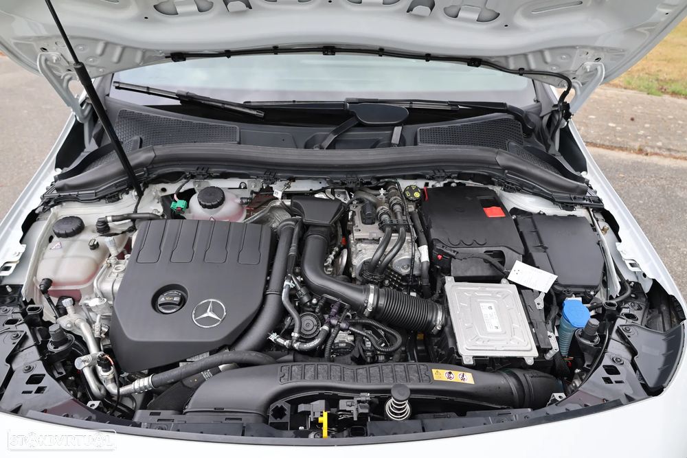 Mercedes-Benz B 250 e 8G-DCT AMG Line - 27