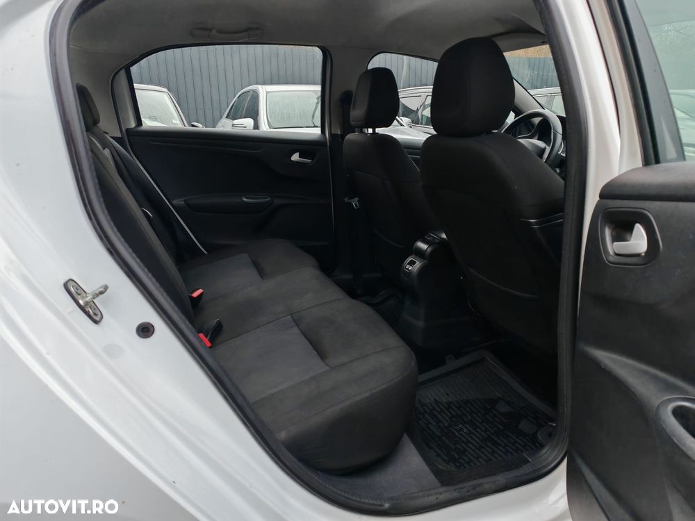 Citroën C-Elysée 1.5 BlueHDi 100 S&S BVM6 Feel - 7