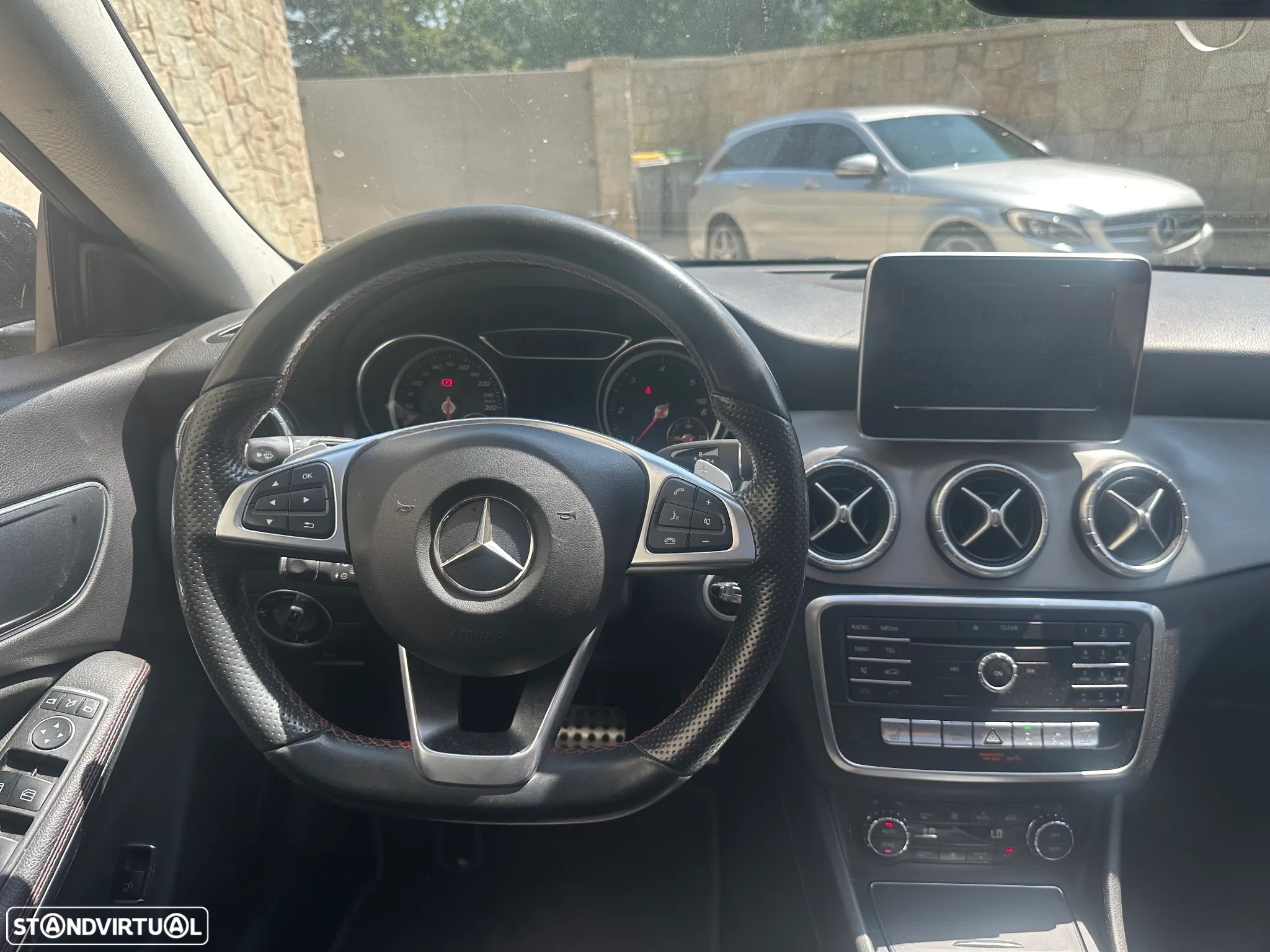 Mercedes-Benz CLA 180 d Shooting Brake AMG Line Aut. - 9