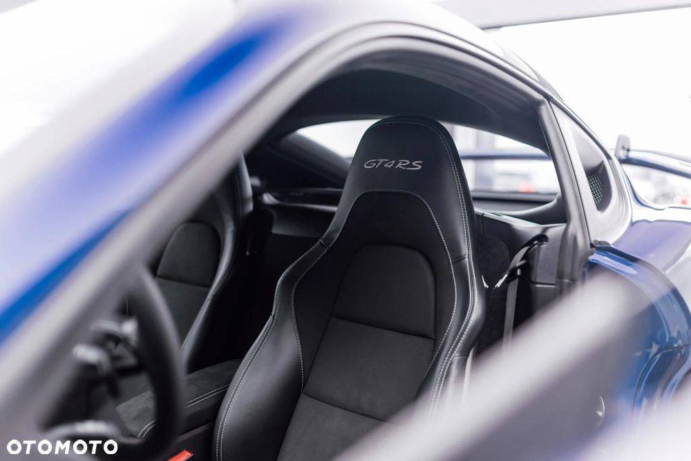 Porsche 718 Cayman - 28