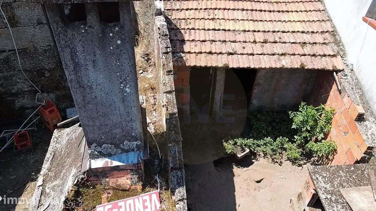 Casa em Ruína para Recuperação – Valadares, Baião - Grande imagem: 5/10
