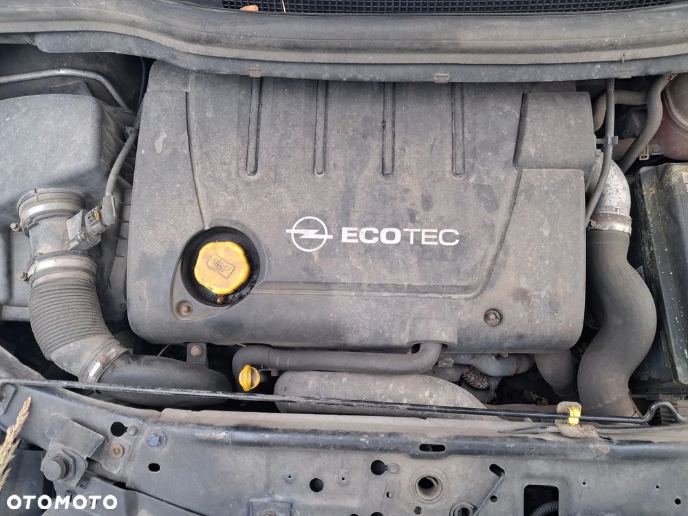 Opel Zafira B silnik 1.9 JTD Cdti 100 KM Z19DT 120 KM Z19DTL skrzynia biegów M32 drzwi maska zderzak klapa błotnik Z21B niebieskie niebieska turbina alternator maglownica pompa wspomagania sprężarka klimatyzacji sterownik stacyjka moduł silniczek panel przewód wiązka radio fotel szyba zwrotnica EGR przepustnica przepływomierz chłodnica pas wzmocnienie lusterko lampa reflektor halogen hak holowniczy belka sanki mcperson amortyzator sprężyna felga zwrotnica blenda mikrostyk kierownica mechanizm zamek zacisk hamulcowy jarzmo włącznik schowek lewarek wybierak osłona łapa poduszka NA CZĘŚCI wszystkie części - 8