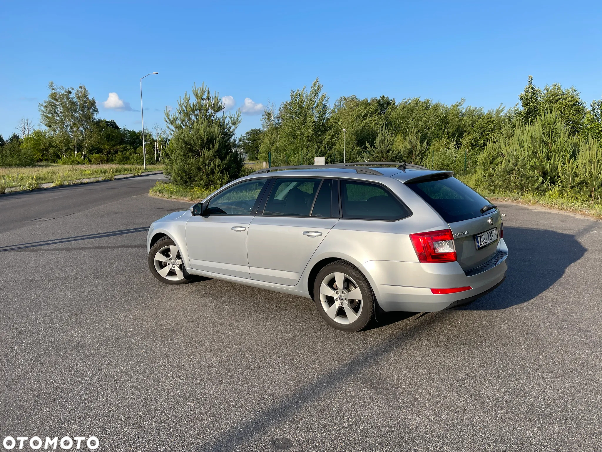 Skoda Octavia 1.6 TDI Elegance DSG - 3