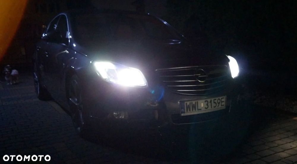 Opel Insignia 1.6 Turbo Sports Tourer Cosmo - 25