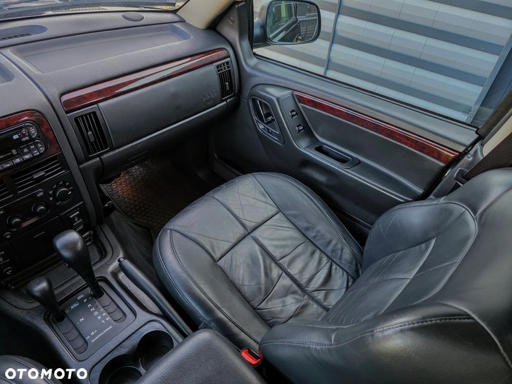Jeep Grand Cherokee 4.7 Limited - 28