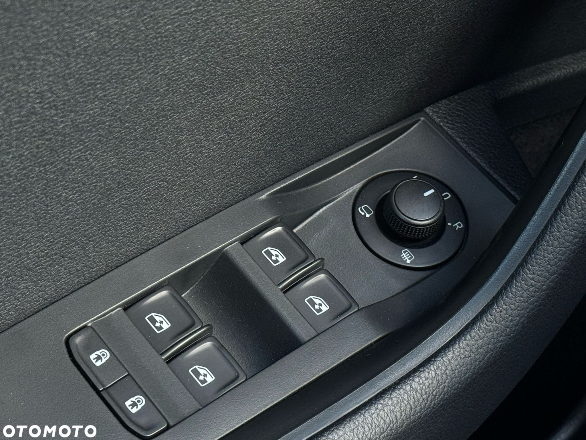 Skoda Superb 1.8 TSI Ambition - 14