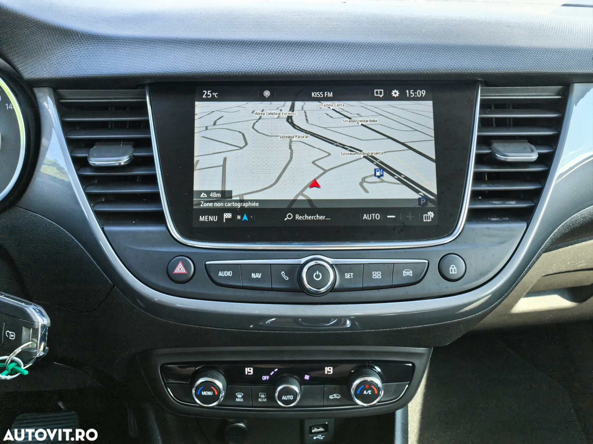 Opel Crossland 1.5 Diesel Automatik Business Elegance - 15