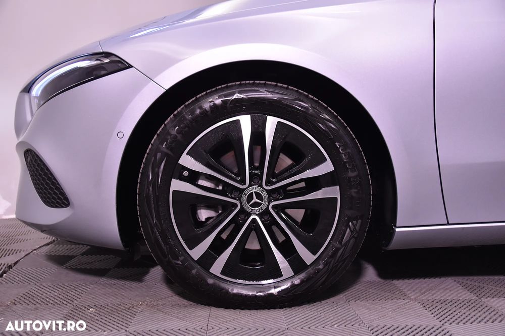Mercedes-Benz A 180 7G-DCT - 13