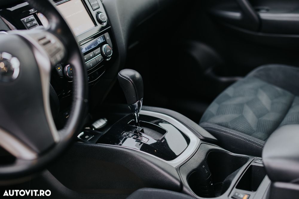 Nissan X-Trail 1.6 dCi Xtronic N-Vision - 10