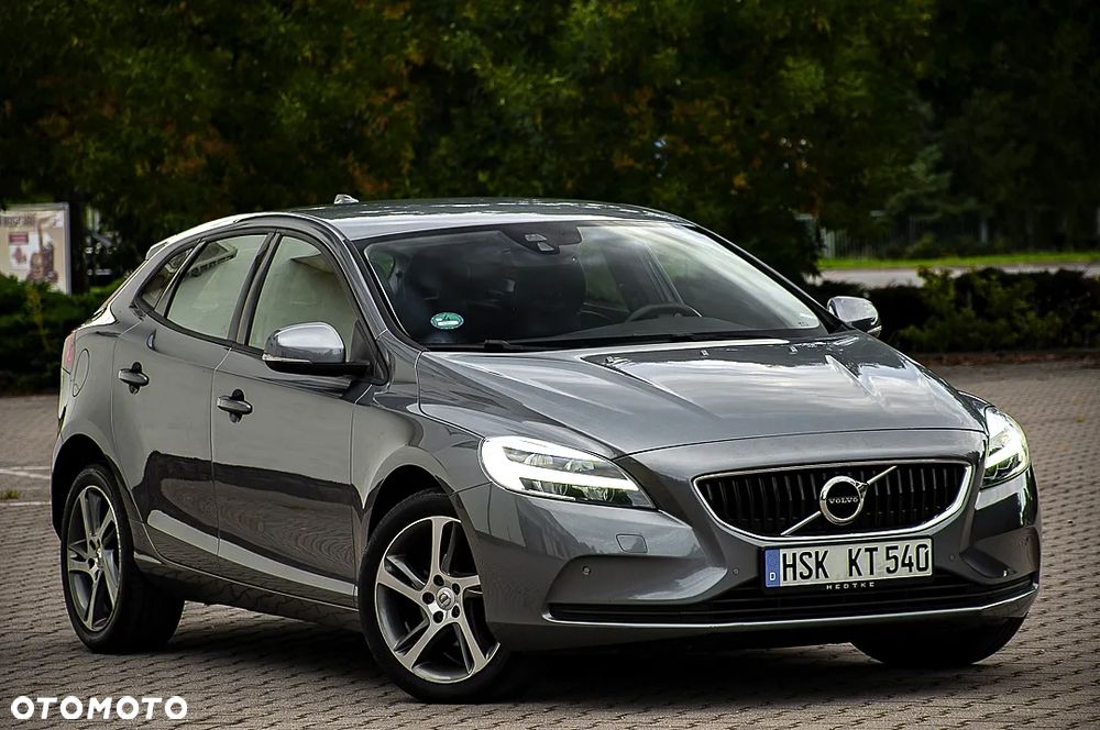Volvo V40 D2 Drive-E Momentum - 14