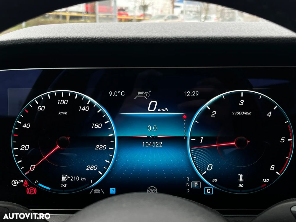 Mercedes-Benz E - 16