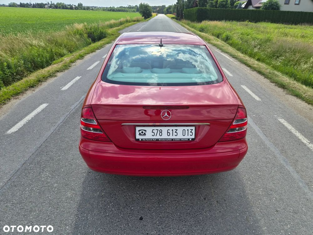 Mercedes-Benz Klasa E 320 Classic - 4