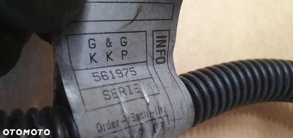 Instalacja wiązka alternatora klema plusowa BMW 1 E87 2.0 D 7798008 - 7