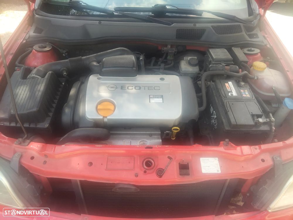 Opel Astra Caravan 1.4i 16V - 17