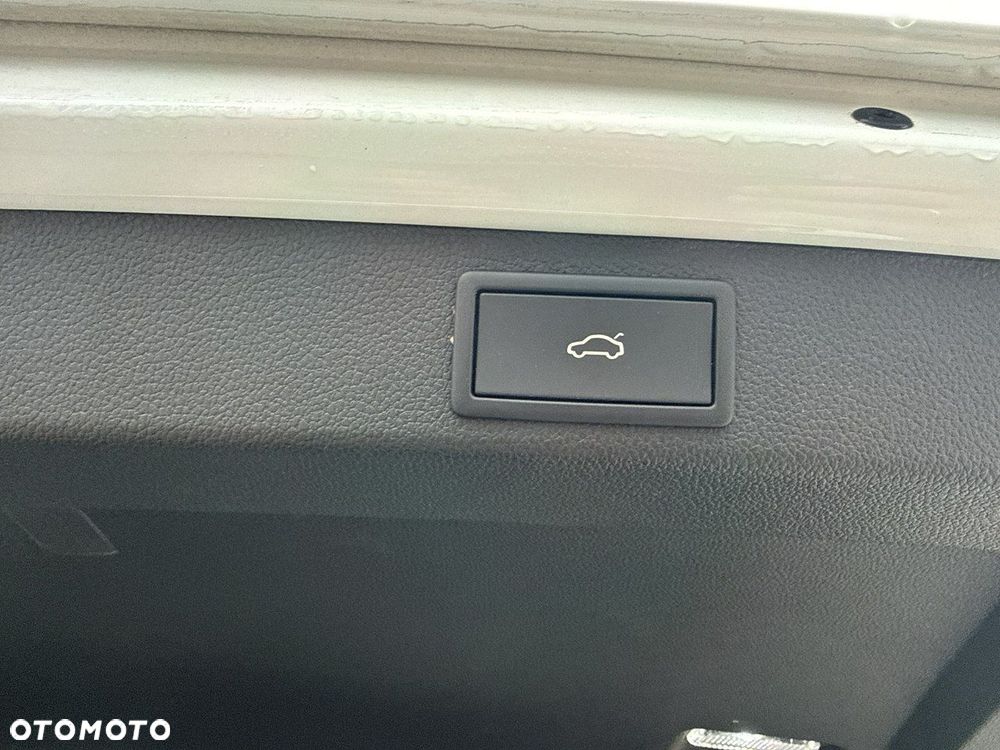 Skoda Superb 2.0 TSI Ambition DSG - 17
