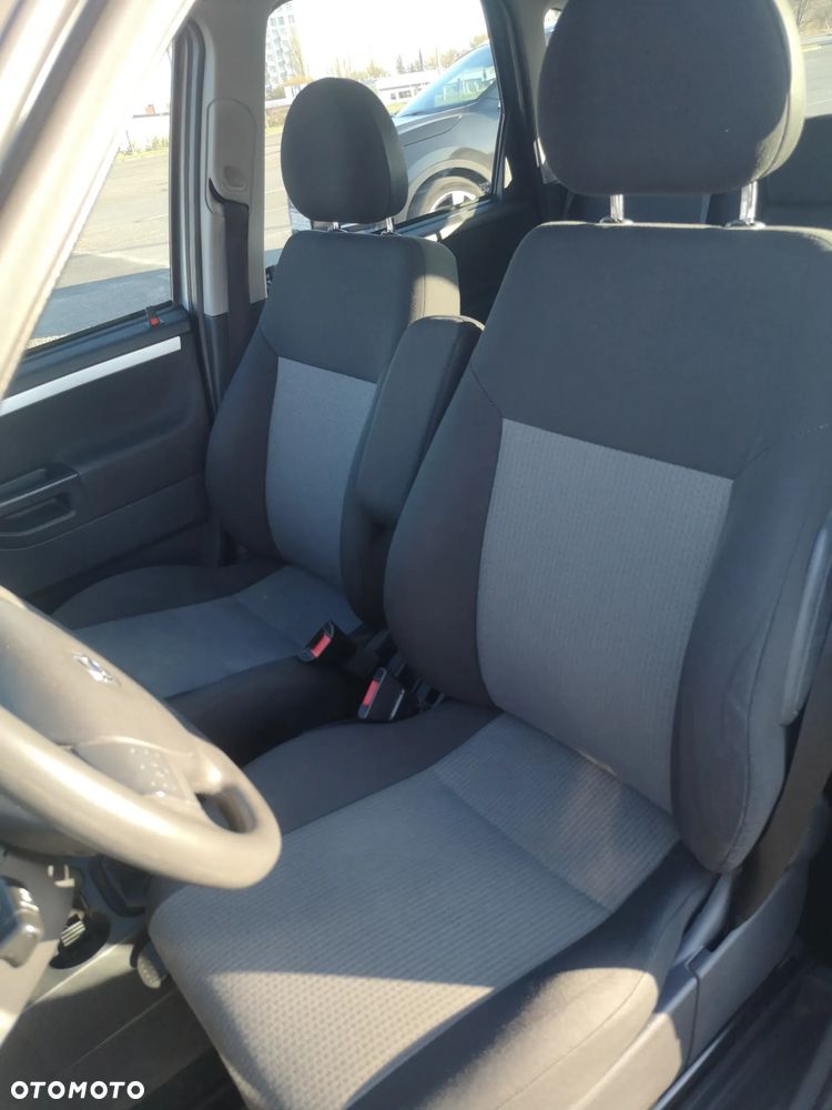 Opel Meriva 1.6 16V Enjoy - 9