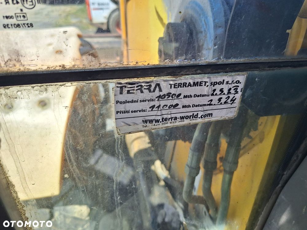 JCB 4Cx 4X4 - 24