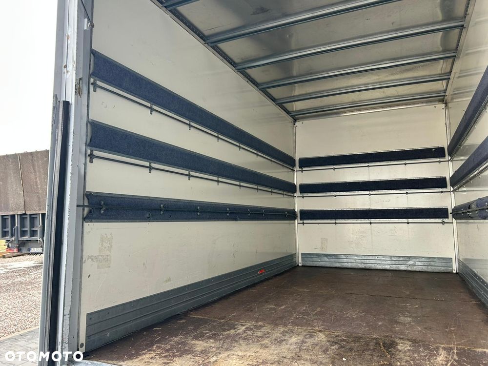 Iveco Daily 35C16 Kontener 8 palet + winda 750kg **Climatronic**Serwis**Sprowadzony**2019R** - 11