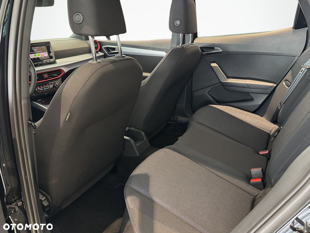 Seat Arona - 13