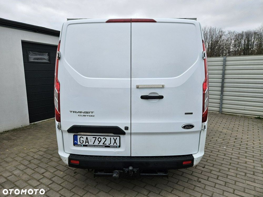 Ford Transit Custom - 16
