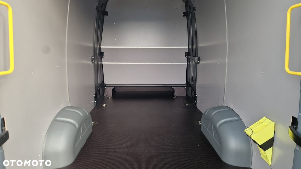 Volkswagen CRAFTER - 5