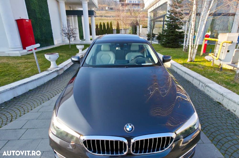 BMW Seria 5 520d xDrive AT - 16