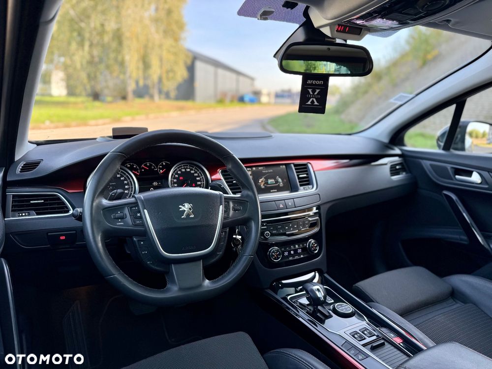 Peugeot 508 RXH 2.0 HDi HYbrid4 - 28