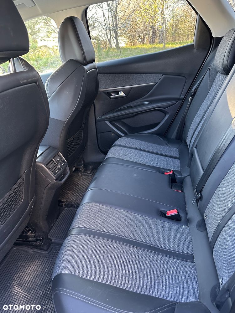 Peugeot 3008 1.2 PureTech Active S&S EAT6 - 9