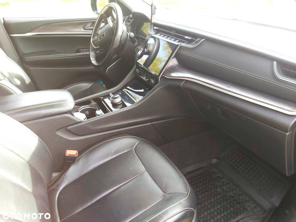 Jeep Grand Cherokee - 9