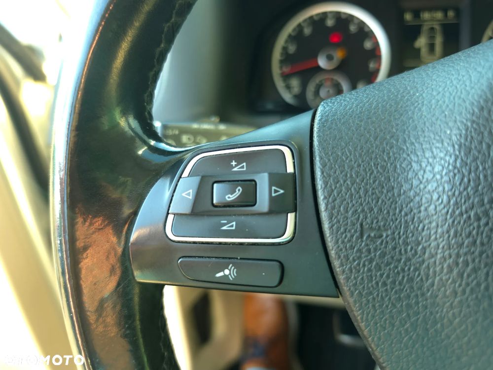 Volkswagen Tiguan - 20