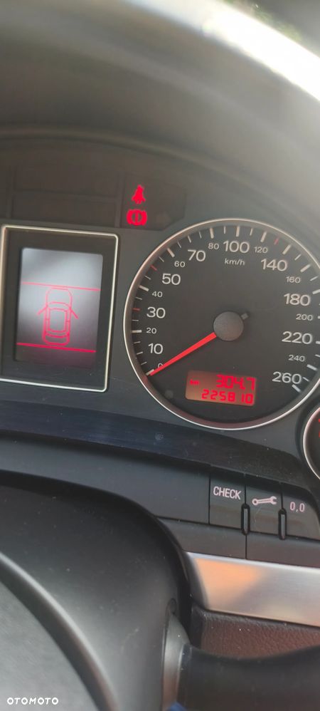 Audi A4 Avant 1.6 - 10