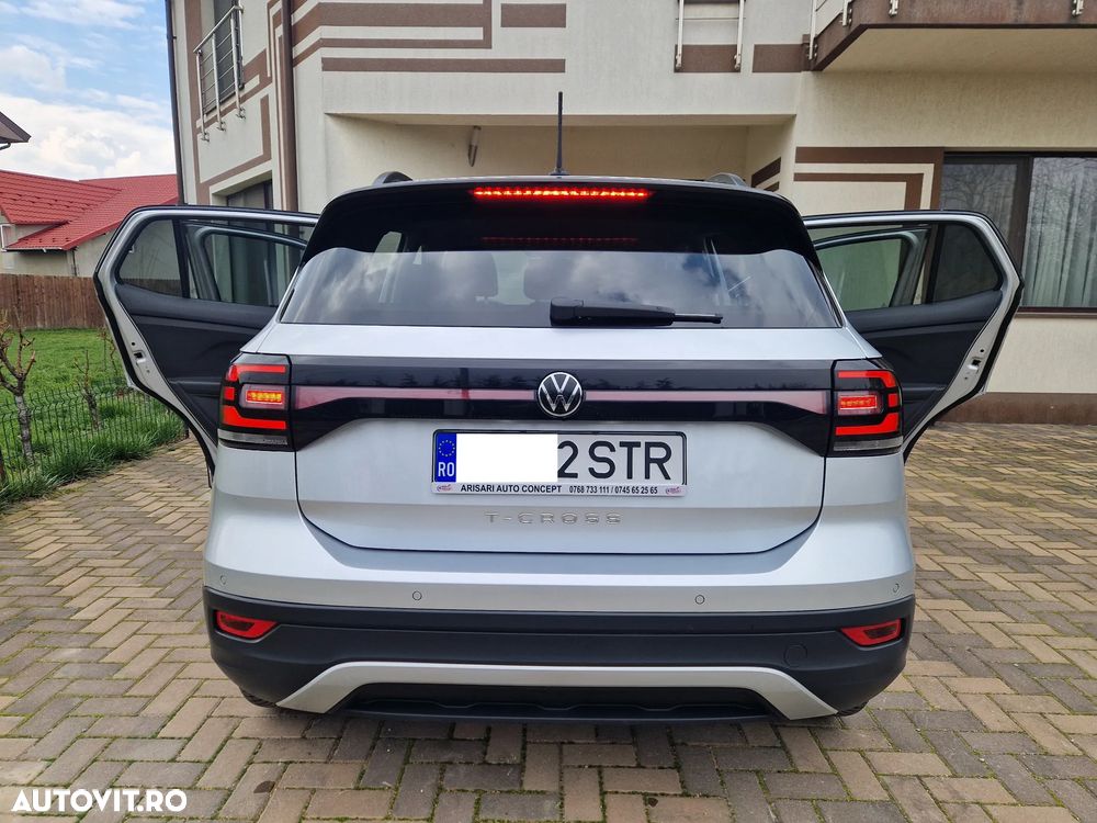 Volkswagen T-Cross 1.0 TSI DSG Life - 29
