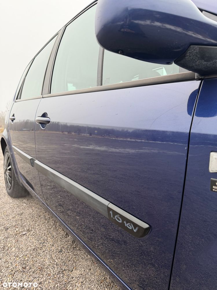 Renault Scenic 1.6 Pack Authentique - 28