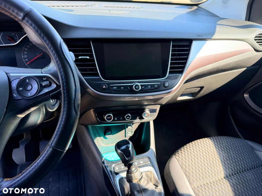 Opel Crossland X - 20