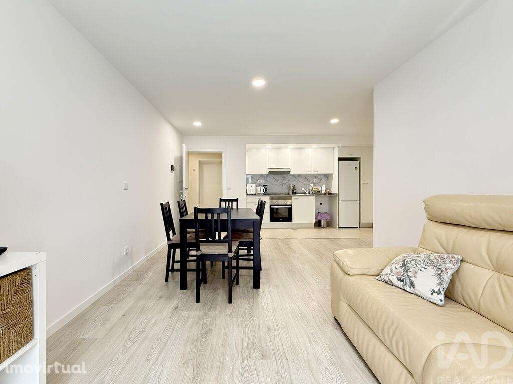 Apartamento T2 em Aradas - Grande imagem: 4/27