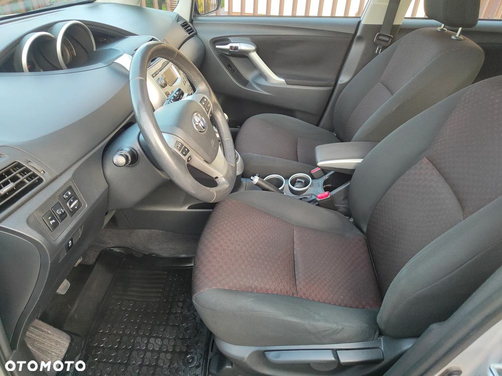 Toyota Verso 1.8 Edition - 16
