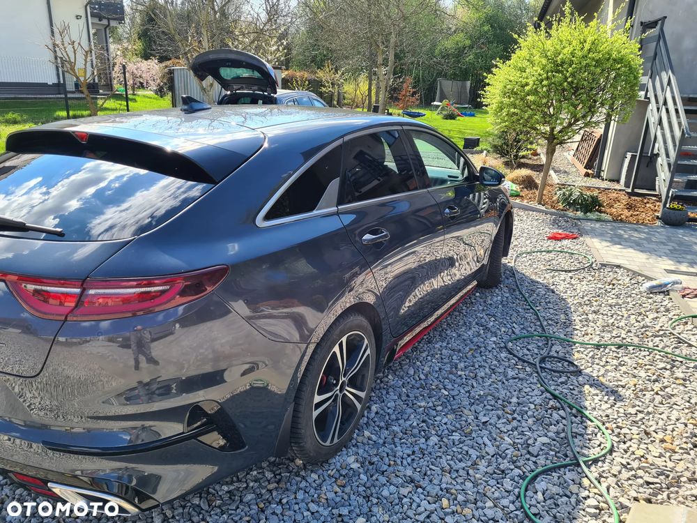 Kia ProCeed 1.6 T-GDI GT DCT - 15