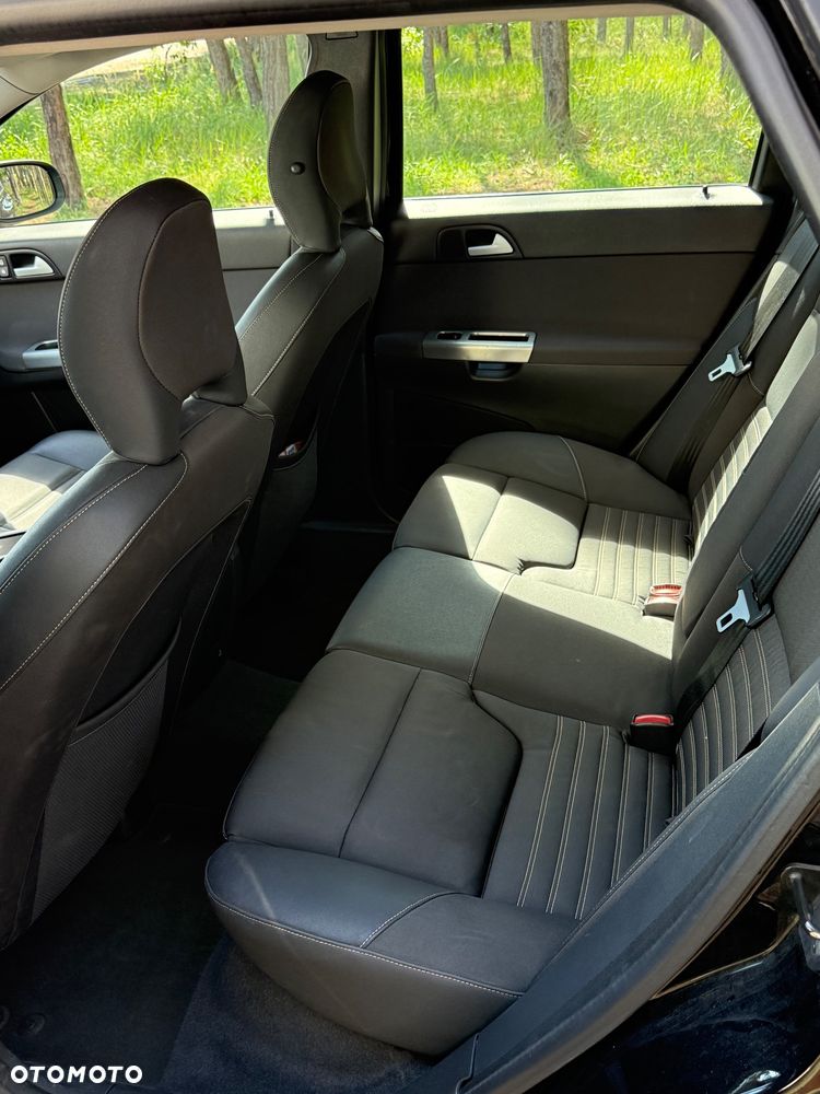 Volvo V50 2.0D Momentum - 13