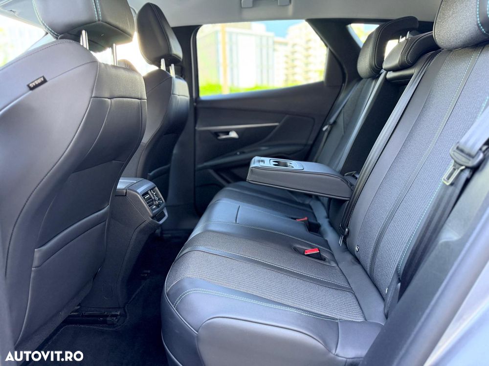 Peugeot 3008 PHEV 225 EAT8 Allure Pack - 12