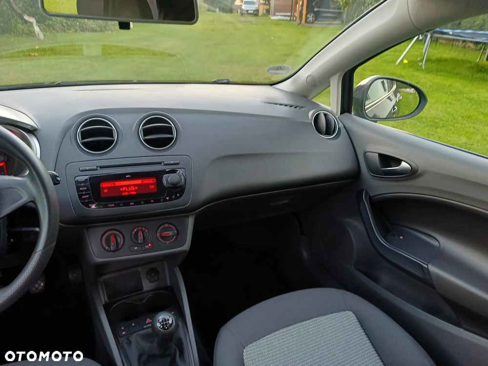 Seat Ibiza 1.4 16V Style - 11