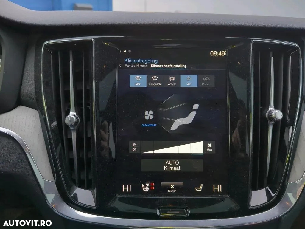 Volvo V60 B5 B AWD Geartronic Momentum Pro - 5