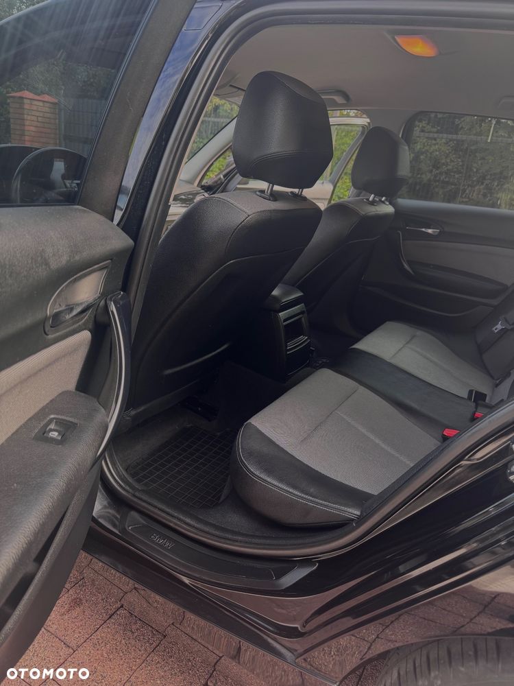 BMW Seria 1 116i - 13