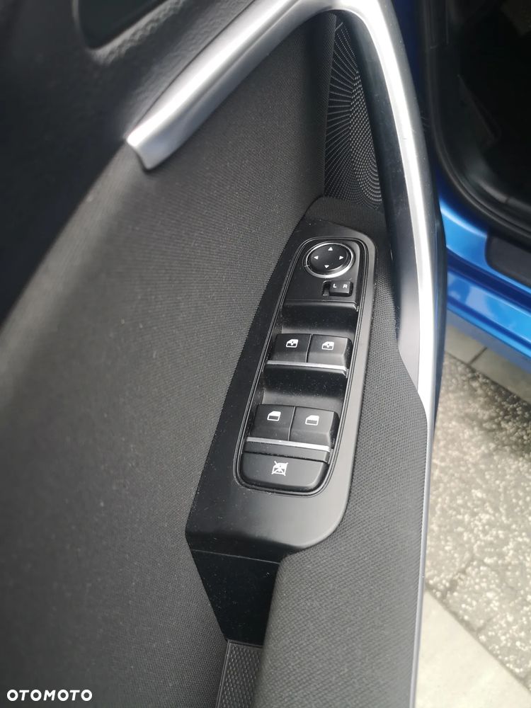 Kia Ceed 1.5 T-GDI M - 16