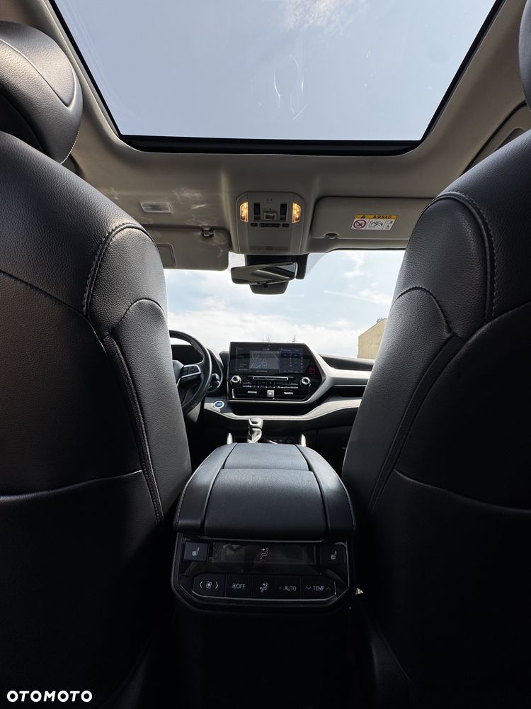 Toyota Highlander 2.5 Hybrid Executive Style - 12