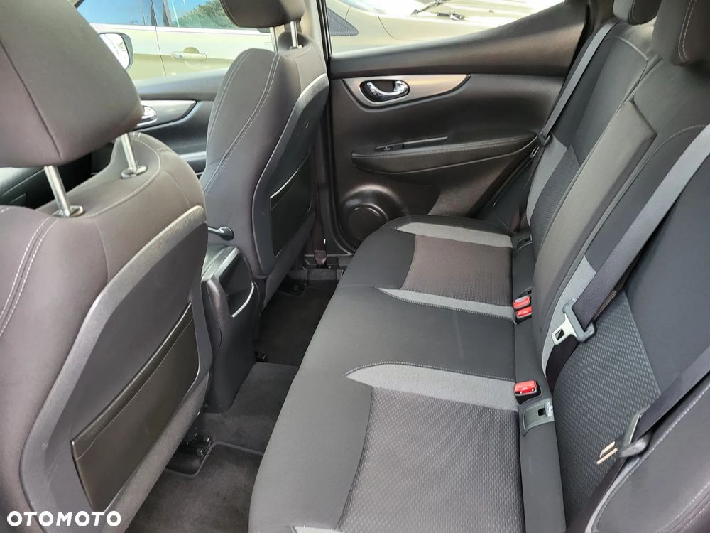 Nissan Qashqai 1.3 DIG-T Tekna+ - 27